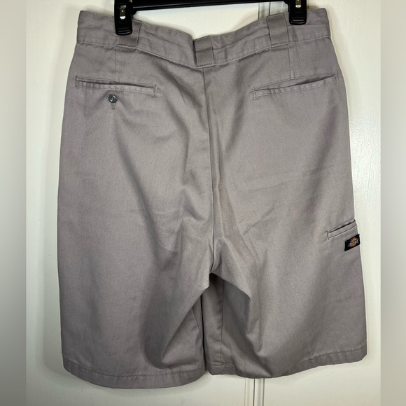 Dickies Men's grey sz34 work shorts "Loose Fit" - Picture 5 of 8